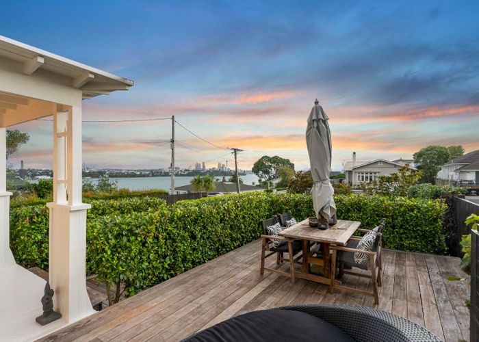  at 12 Birkley Road, Bayswater, North Shore City, Auckland