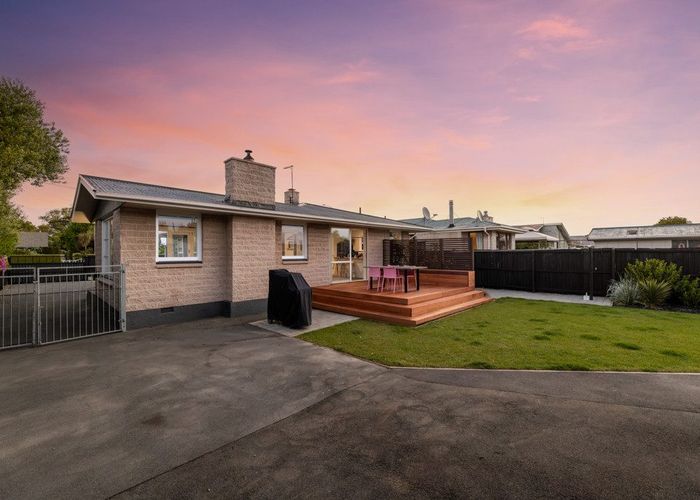  at 247 Grahams Road, Bishopdale, Christchurch