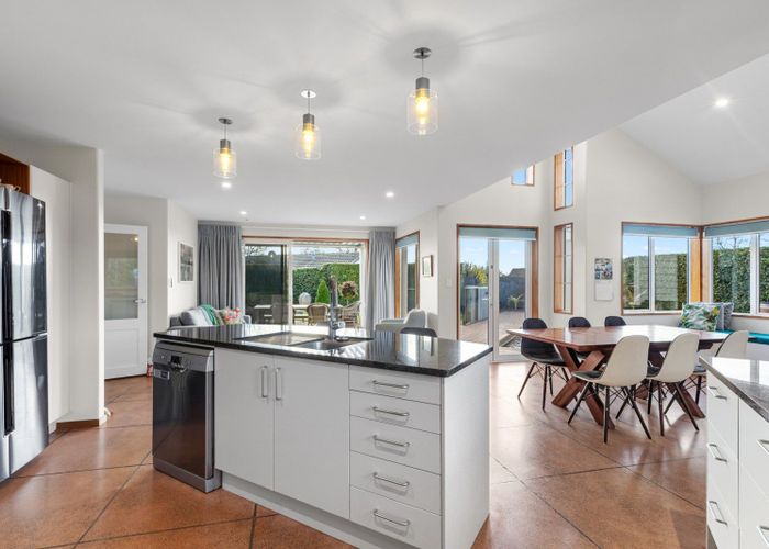  at 15 Sissinghurst Court, Bethlehem, Tauranga, Bay Of Plenty