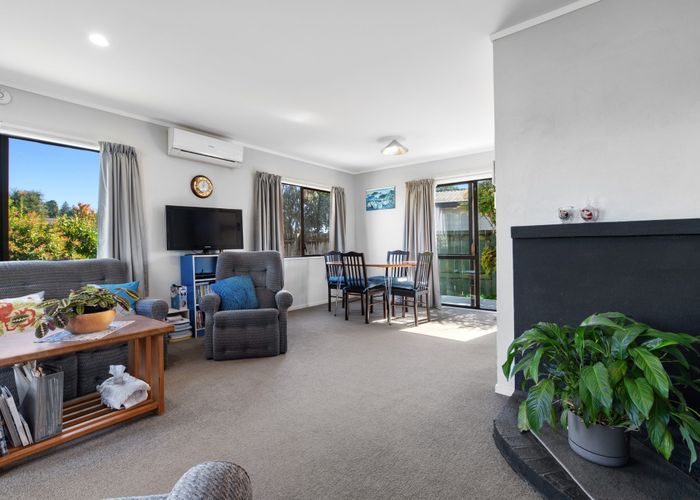  at 2 College Place, Poike, Tauranga, Bay Of Plenty