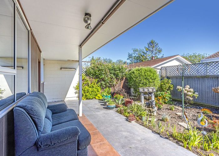  at 1/4 Dilworth Street, Riccarton, Christchurch City, Canterbury