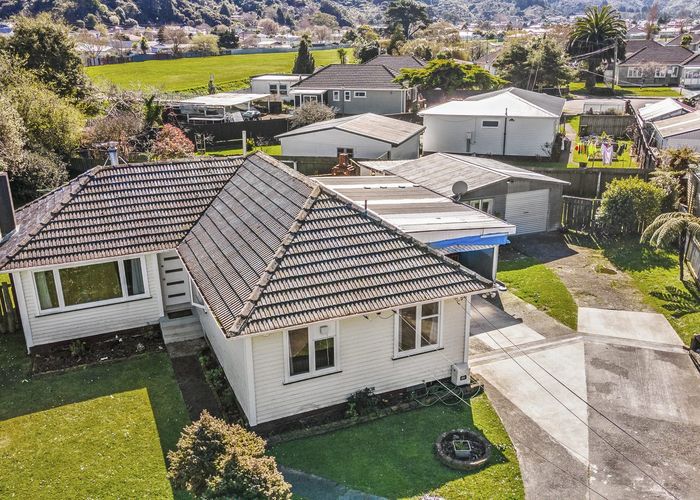  at 18 Hunt Street, Wainuiomata, Lower Hutt