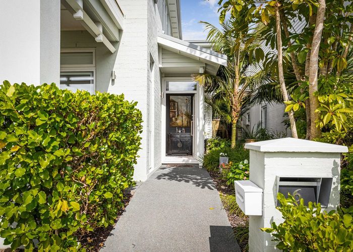  at 6 Sunshine Terrace, Orewa, Rodney, Auckland