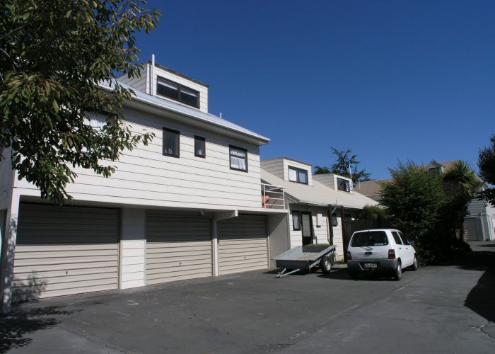  at 3/11 Burns Street, Sydenham, Christchurch