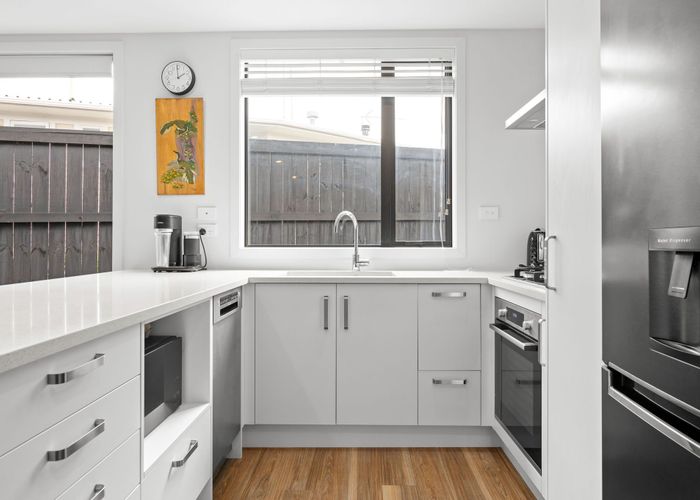  at 2/2 English Street, Saint Andrews, Hamilton, Waikato