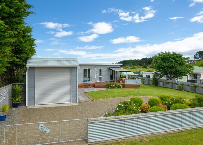  at 11 Ramona Avenue, Waitarere Beach, Levin
