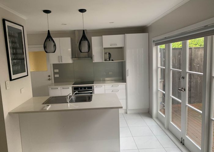  at 2/110a Selwyn Street, Onehunga, Auckland City, Auckland