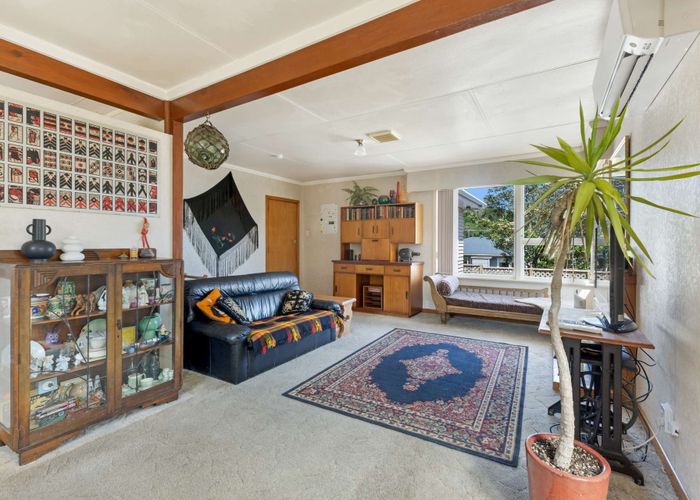  at 4 Sardinha Place, Marfell, New Plymouth