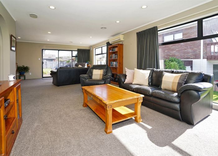  at 32 Ronald Court, Pukete, Hamilton
