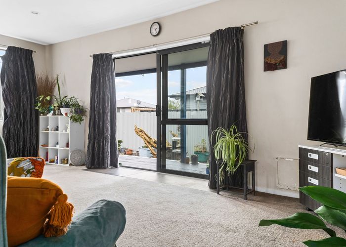  at 80A Bower Avenue, New Brighton, Christchurch