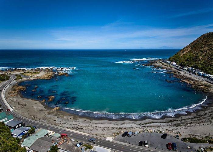  at 4/48 Owhiro Bay Parade, Owhiro Bay, Wellington