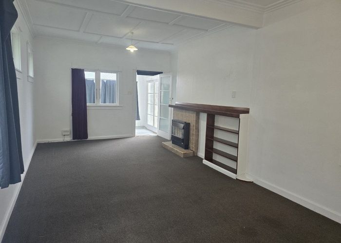  at 2 Cambridge Street, Gonville, Whanganui, Manawatu / Whanganui