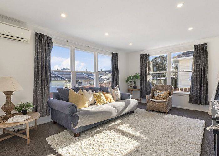  at 17 Dimock Street, Titahi Bay, Porirua, Wellington