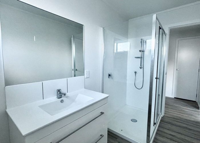 at 8/24 Parliament Street, Melling, Lower Hutt, Wellington