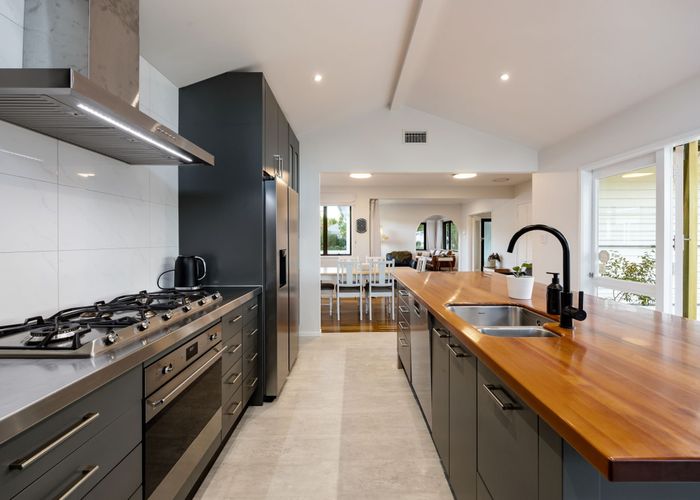  at 30 Knighton Road, Hillcrest, Hamilton, Waikato