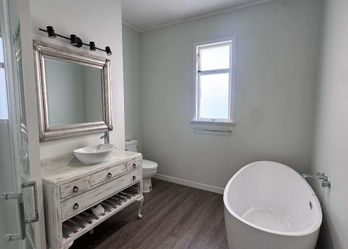  at Victoria, Rotorua, Bay Of Plenty