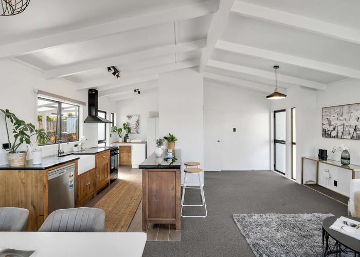  at 1/9 Titoki Street, Te Atatu Peninsula, Waitakere City, Auckland