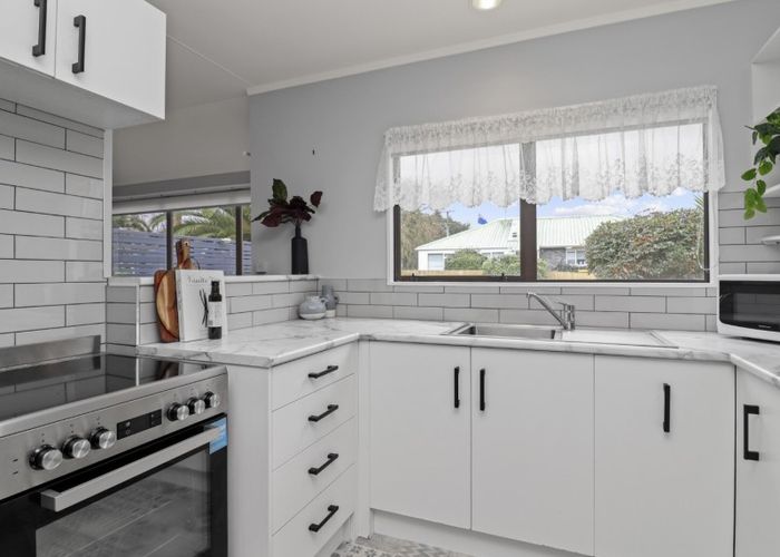  at 9A Crossley Street, Katikati