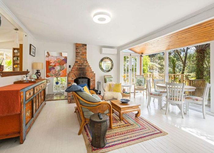  at 26 Mahoe Road, Titirangi, Waitakere City, Auckland