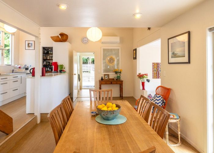  at 69 Victoria Road South, Onetangi, Waiheke Island, Auckland