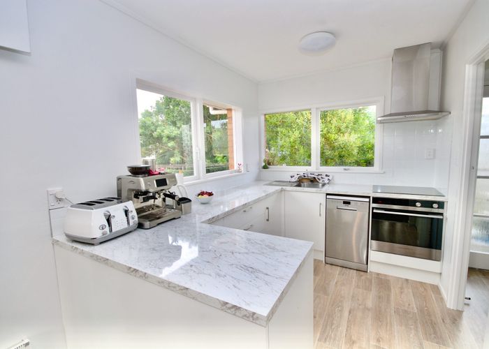  at 1/11 Kapiti Place, Sunnynook, North Shore City, Auckland
