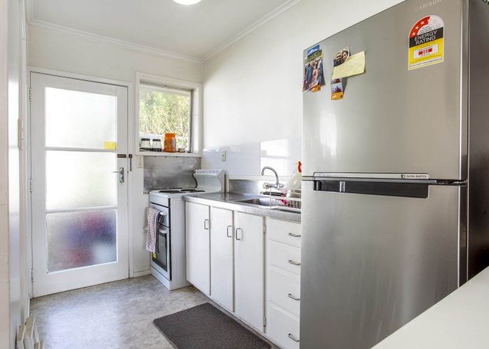  at 2/62 Lincoln Road, Henderson, Waitakere City, Auckland