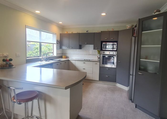  at 5 Manhattan Court, Paraparaumu Beach, Paraparaumu