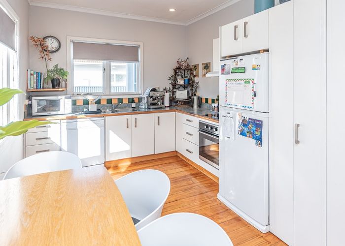  at 15 Hakeke Street, Whanganui East, Whanganui