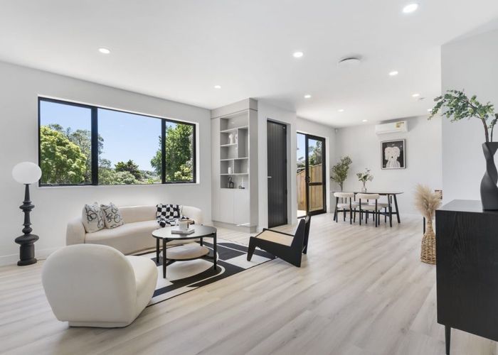  at 90 Awaruku Road, Torbay, Auckland