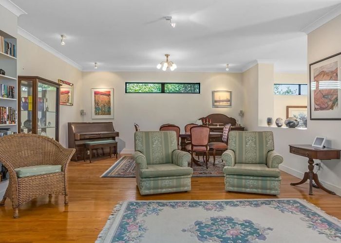  at 6 North Bay, Waikanae