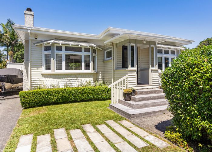  at 52 Victor Street, Avondale, Auckland