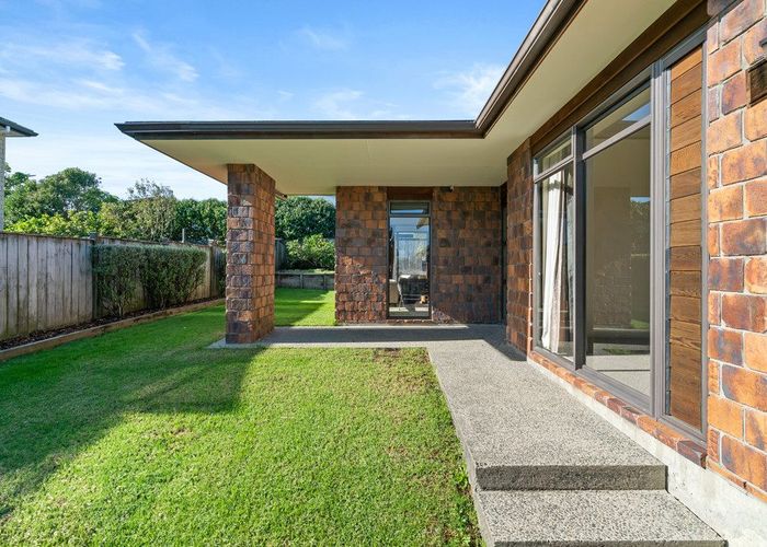  at 49 Intrepid Crescent, Beachlands, Manukau City, Auckland