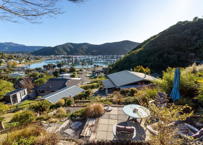  at 7 Arthur Crescent, Waikawa, Marlborough, Marlborough