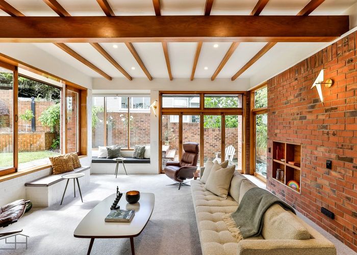  at 176 Gowing Drive, Meadowbank, Auckland