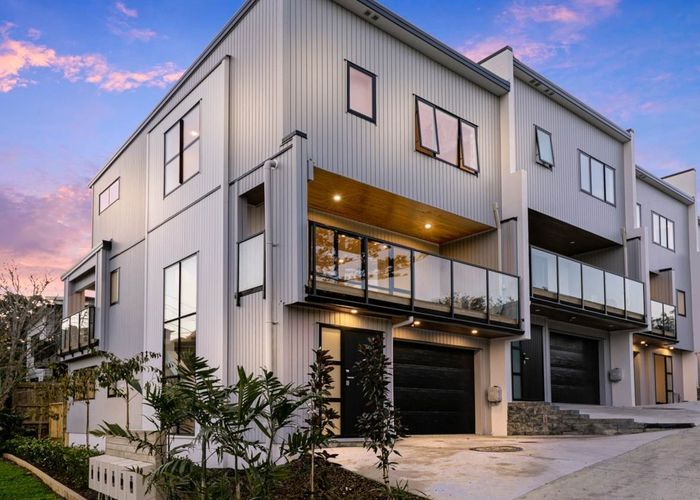  at 19E Hastings Road, Mairangi Bay, Auckland