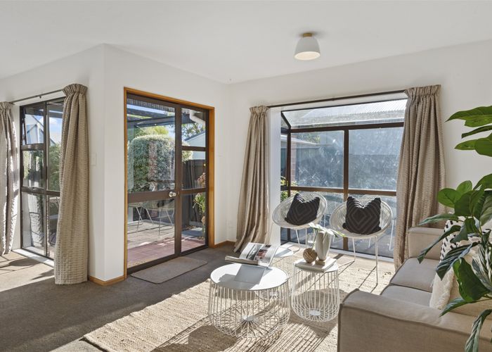  at 1/64 Searells Road, Strowan, Christchurch