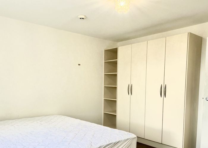  at 16/68 Mountain Road, Mount Wellington, Auckland City, Auckland