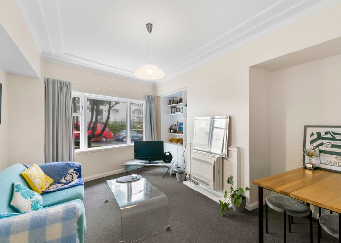  at 2/280 Oriental Parade, Oriental Bay, Wellington
