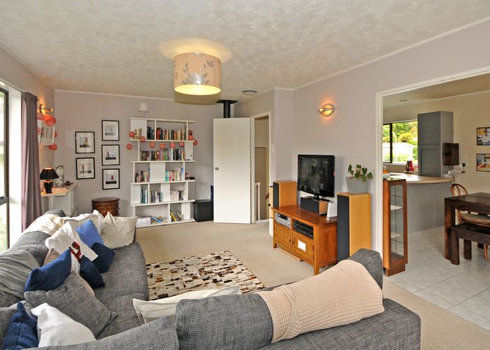  at 42 Hazlewood Avenue, Karori, Wellington