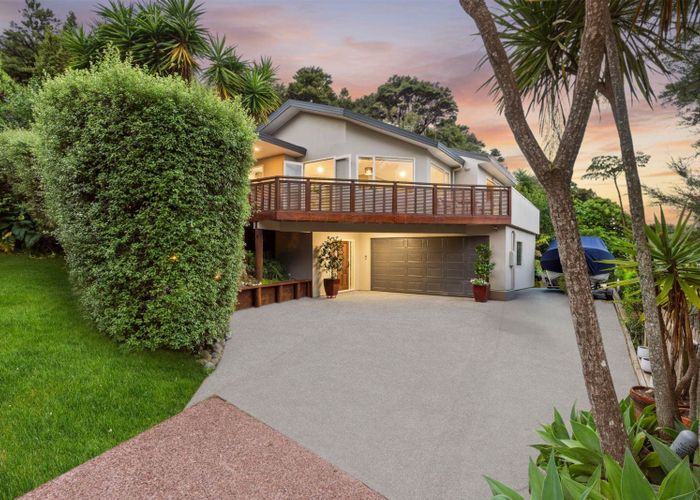  at 9 Helen Ryburn Place, Torbay, North Shore City, Auckland