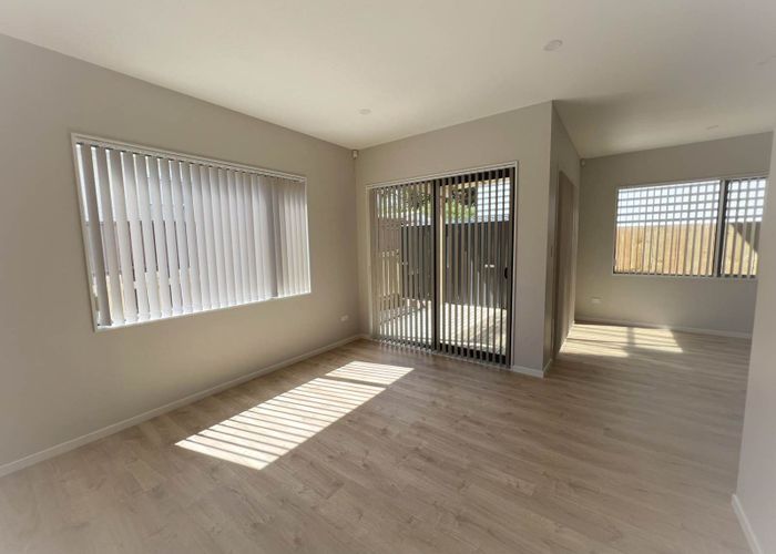  at 54B Chilcott Road, Henderson, Waitakere City, Auckland