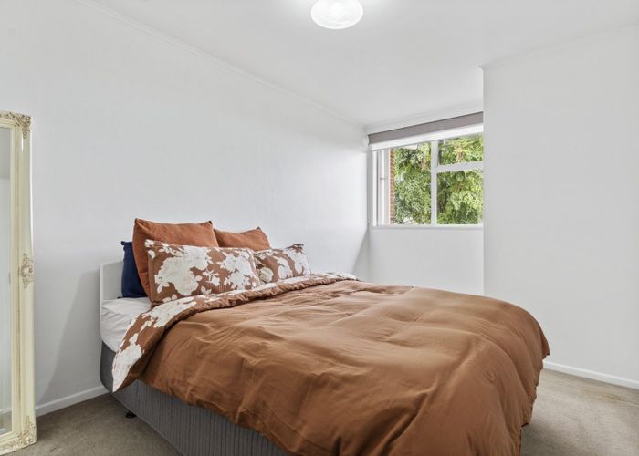  at 1/49 Simkin Ave, Saint Johns, Auckland City, Auckland