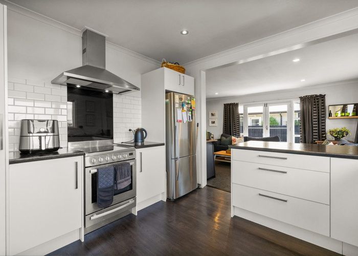  at 41 Cotswold Avenue, Bishopdale, Christchurch City, Canterbury