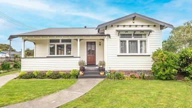  at 100 Portal Street, Durie Hill, Whanganui
