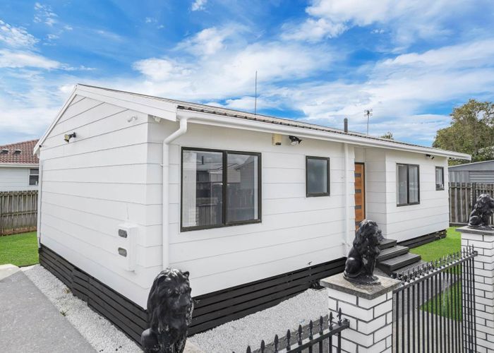  at 16A  Hatherley Place, Clendon Park, Manukau City, Auckland