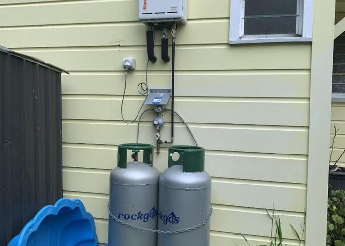  at 1 Frood Street, Bulls