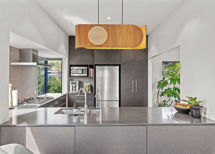  at 77 Port Hills Road, Heathcote, Christchurch City, Canterbury