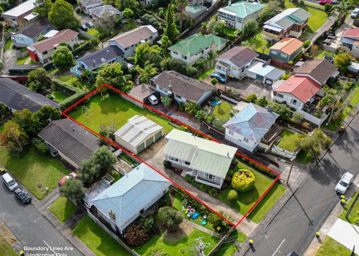  at 40 Sunnyfield Crescent, Glenfield, North Shore City, Auckland