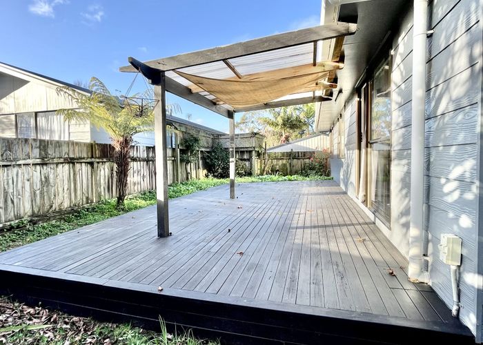  at 1/162 Universal Drive, Henderson, Waitakere City, Auckland