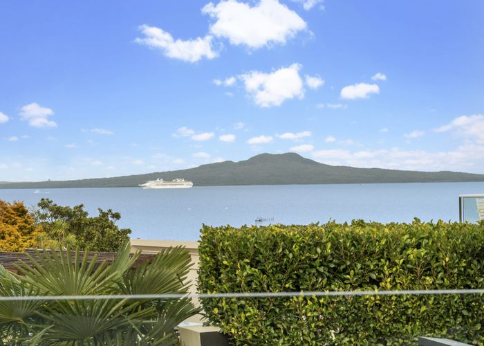  at 1A Portal Place, Murrays Bay, North Shore City